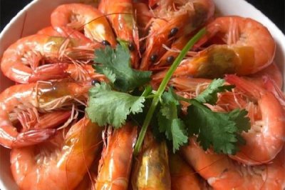 ​明虾煮多少分钟合适 明虾煮完为什么变黑