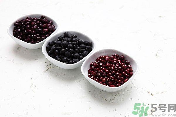 红豆可以和黑豆一起吃吗？红豆和黑豆一起吃好吗？