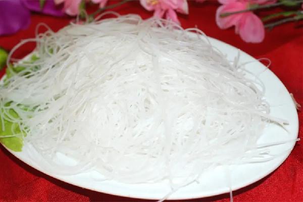 粉丝煮多久能熟 粉丝煮之前要不要泡 粉丝煮多久能熟 粉丝煮之前要不要泡