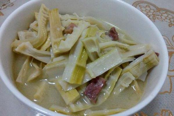 晒干的笋干长虫怎么办 笋干泡后发白正常吗