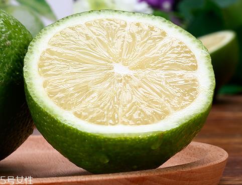 青柠檬可以敷脸吗？青柠檬敷脸能美白吗？