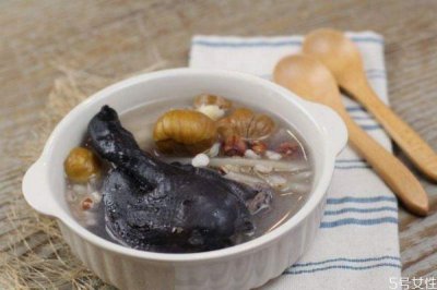 ​乌鸡汤的热量高吗 喝乌鸡汤会长胖吗