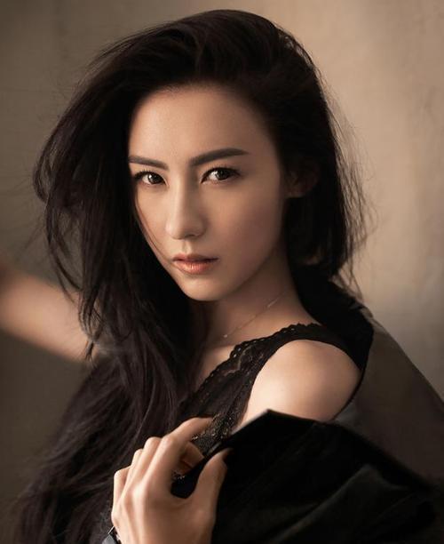 陈冠希唯一承认的女友?后来两人还是分开,分道扬镳各自安好