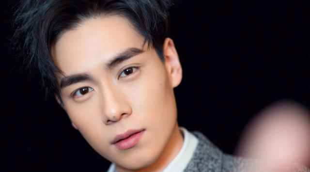 沈月学历,胡一天学历,邢昭林学历,徐娇学历,差距还是挺大的!