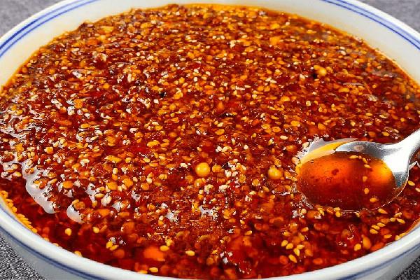 辣椒油和红油有什么区别 辣椒油可以用花生油做吗