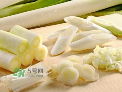 ​大葱怎么切不辣眼睛？大葱怎么做好吃
