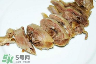 ​腌鸭肉放多少盐合适？腌一斤腊鸭要给多少盐？
