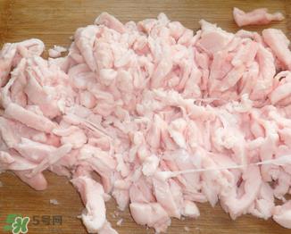 熬猪油用什么肉？熬猪油用板油还是肥肉？