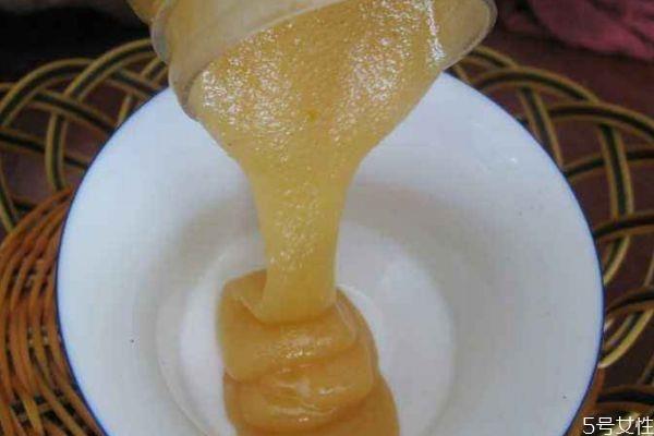 土蜂蜜怎么过滤 土蜂蜜带苦味怎么回事 土蜂蜜怎么过滤 土蜂蜜带苦味怎么回事