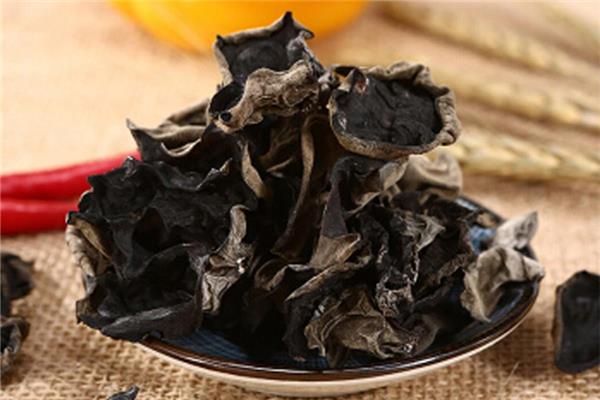 木耳高嘌呤食物吗 木耳不适合什么样的人吃