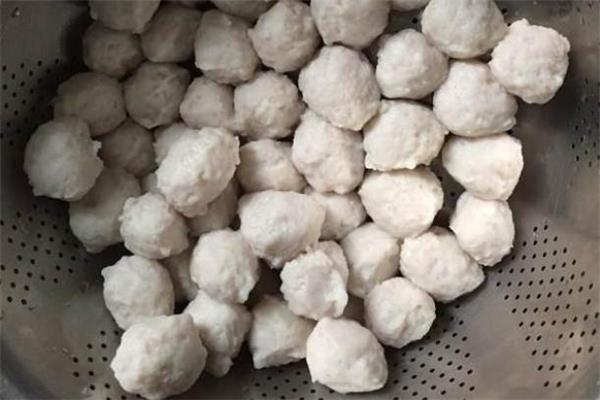 黑鱼可以做鱼丸吗 黑鱼鱼丸的做法