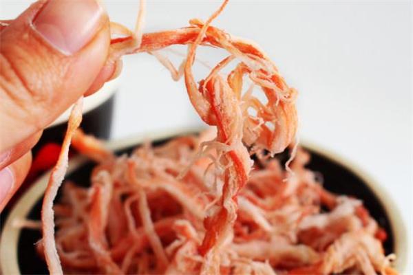 鱿鱼丝是哪里的特产 鱿鱼丝是鱿鱼做的吗 鱿鱼丝是哪里的特产 鱿鱼丝是鱿鱼做的吗