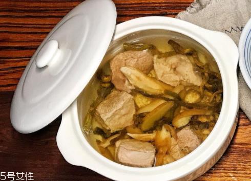 石斛能和西洋参一起吃吗 