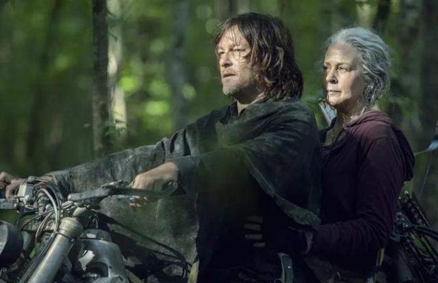 《行尸走肉10》卡罗尔和达里尔是不是情侣?阿尔法的把柄是什么