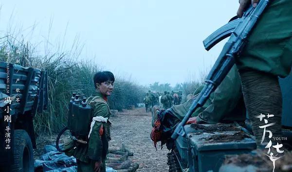 《芳华》上演对越自卫反击战, 看哭观众, 被赞近十年最好的电影