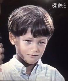 周华健混血儿子近照曝光!比亲爹还老?老外为何都显老?