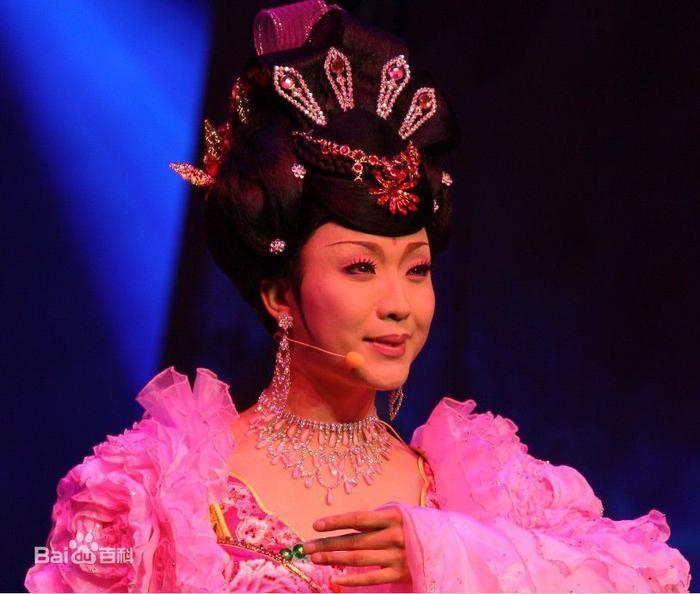 李玉刚深夜发文,状态有点不对,粉丝看出大问题,网友:挺住!