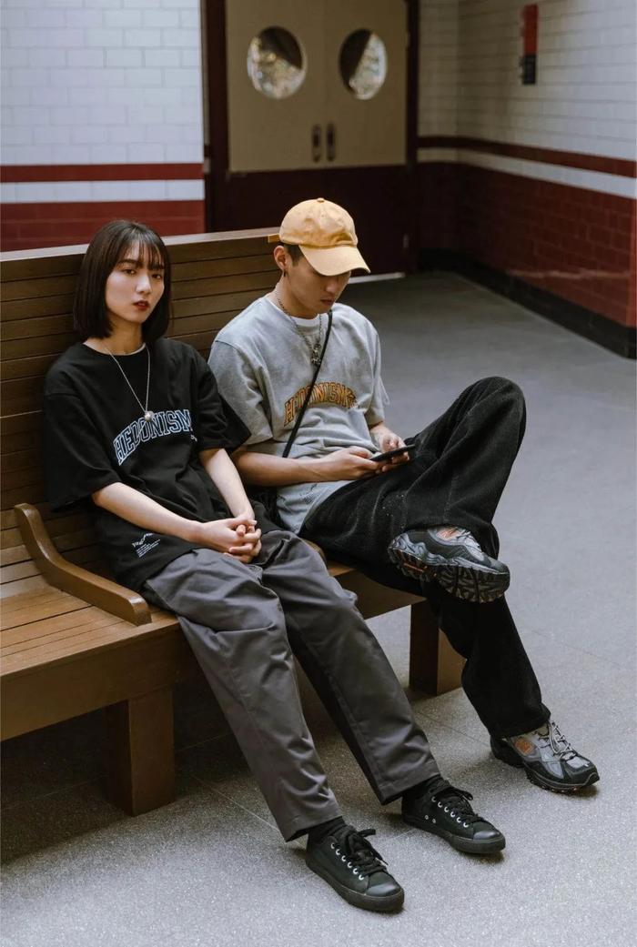 别问为什么国潮都是英文名！先问自己会读吗？