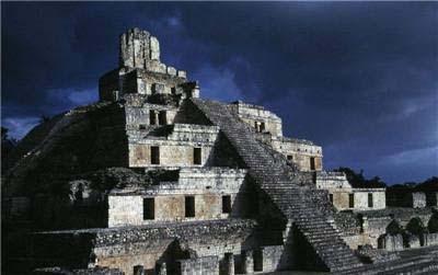 世界四大文明区之一玛雅人的月井，为什么被后世人认为是聚宝盆