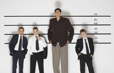 世界第一高鲍喜顺,13年前不顾医生阻拦生下儿子,现在儿子多高了