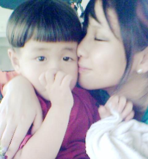 世界级钢琴家 和李云迪齐名 离婚后带着8岁儿子 娶了旗袍女皇陈数