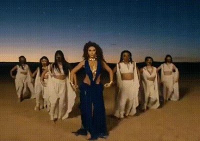 世界杯主题曲“嘟咕嘟咕嘟哒哒”,究竟唱的是啥