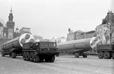 为什么在苏联解体后,乌克兰不想放弃核武器