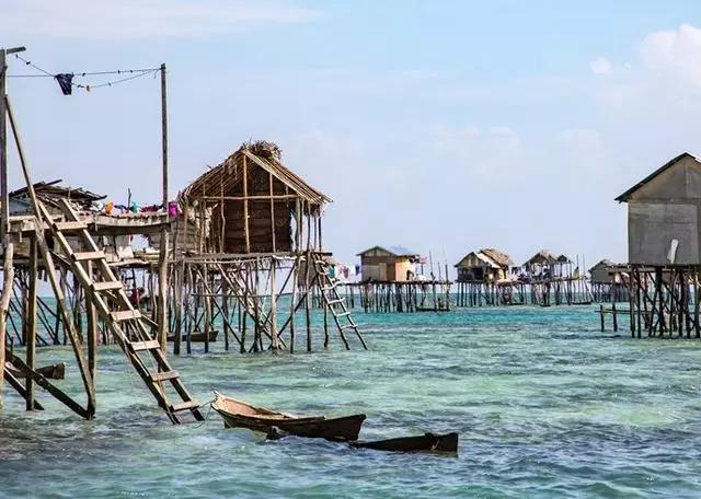 世界最后一支海洋游牧民族,能在水里行走,进化出不一样的身体