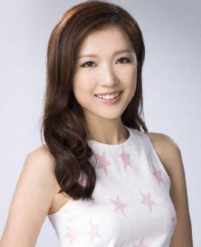 李泽楷承认恋情,女方是港姐郭嘉文,网友:看成了李泽言了!