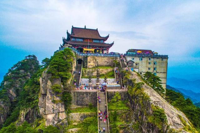 中国佛教四大名山，第1 个是世界地质公园，誉为“东南第一山”