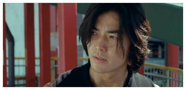 《古惑仔》角色战斗力排行榜:第1名曾吊打靓坤和乌鸦,山鸡排第2