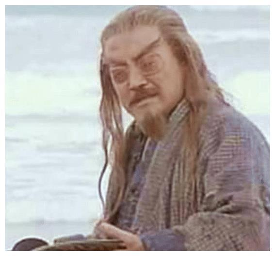 《倚天》4版谢逊不是翻白眼,就是戴美瞳,唯有他是“真瞎”!