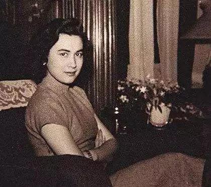 何猷君何超欣拼命考麻省，何超莲考ACCA，靠学习争宠好悲哀