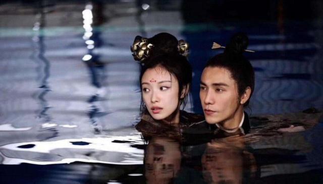 陈坤在线抱怨女演员迟到，网友围观猜测不断，却意外变身虐狗现场