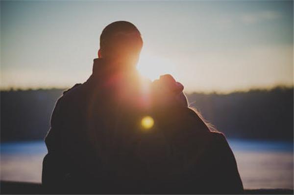 夫妻产生矛盾怎么办 夫妻产生矛盾怎么办