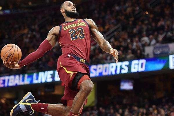 NBA现役十大小前锋排名,安东尼垫底,詹姆斯杜兰特争第一!