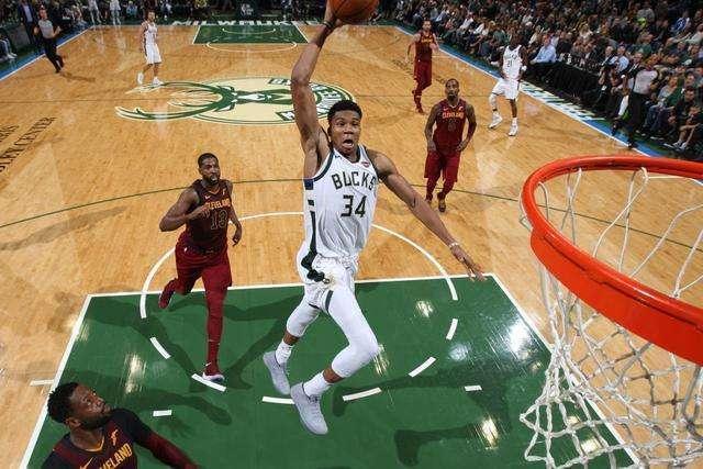 NBA现役十大小前锋排名,安东尼垫底,詹姆斯杜兰特争第一!