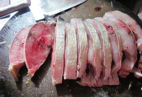 它是排名第一好吃的海鱼,鱼肉似“千层糕”,很多人没吃过真亏