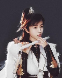 ​新《诛仙手游》:王俊凯古装照放出,美出另一个高度!!