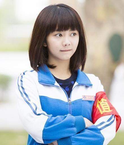 娱乐圈的七位校服女神,关晓彤垫底,郑爽仅排第三,第一实至名归
