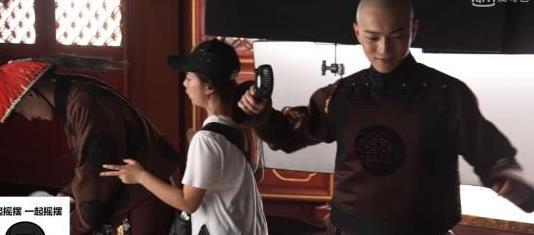 《延禧攻略》富恒剧中稳重严肃,戏外蹦迪慢摇样样精通!