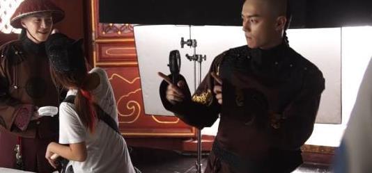 《延禧攻略》富恒剧中稳重严肃,戏外蹦迪慢摇样样精通!