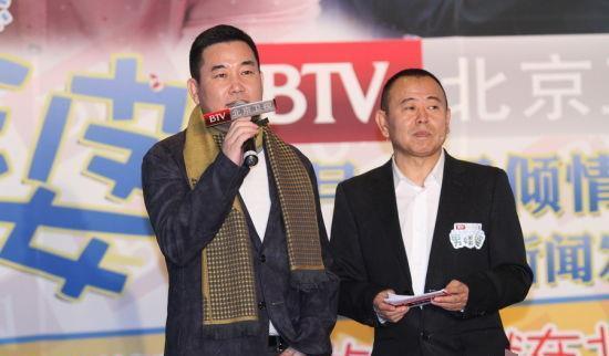 潘长江亲弟弟曝光,长相和身高均比哥哥优秀,今两兄弟成最佳拍档