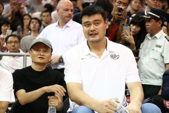 看完姚明这10张合影: 你就知道为什么他的人生越来越成功