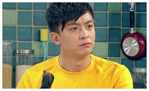 李佳航把益达吃火了,为什么益达却不找他代言?官微竟这样回复!