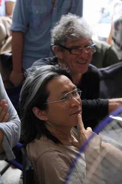 这部电影让美国人知道,中国的英雄是可以「跪」的!