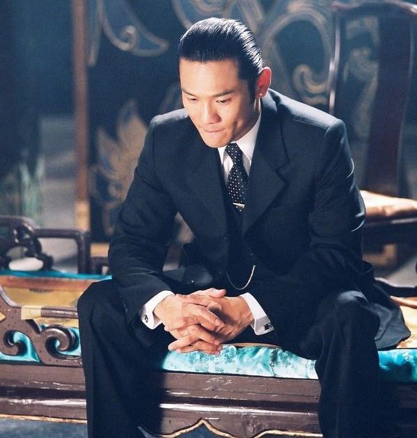 还记得《第八号当铺》的“丑女”阿精吗?当初真是有眼不识金镶玉