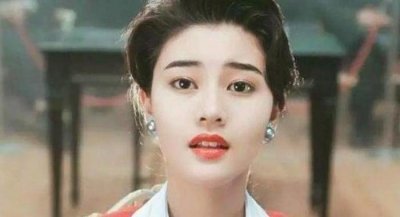 刘銮雄为何不娶李嘉欣?是谁挡了她的豪门路?10年青春终是错付了