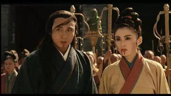 张翠山被逼自尽,张三丰为何不出手?因为人在江湖,身不由己!