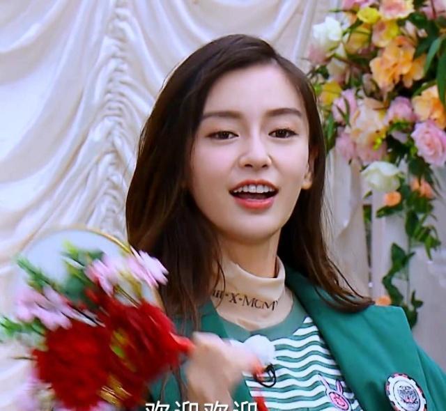 《奔跑吧》5个女嘉宾一出场，跑男迎接待遇截然不同，宋雨琦懵了